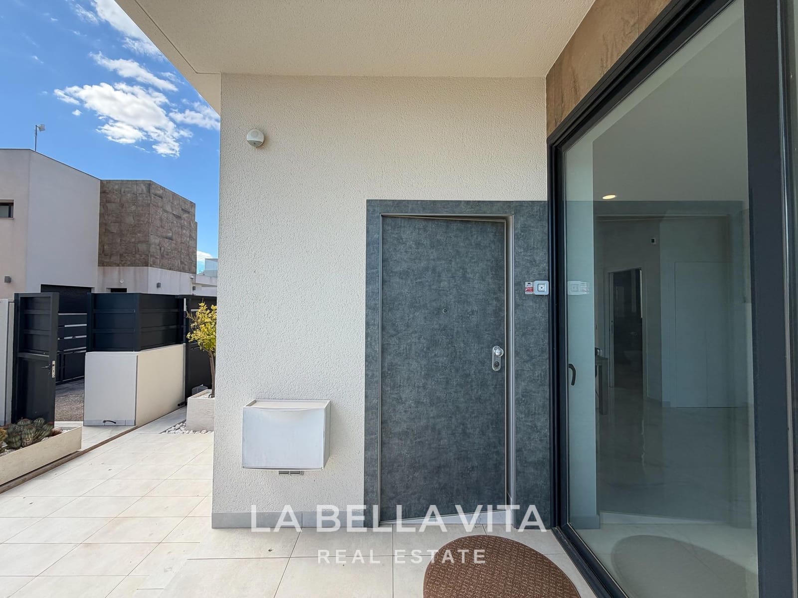 3 soverom Villa til salgs i Ciudad Quesada med svømmebasseng - € 399 000 (Ref: 9808167)