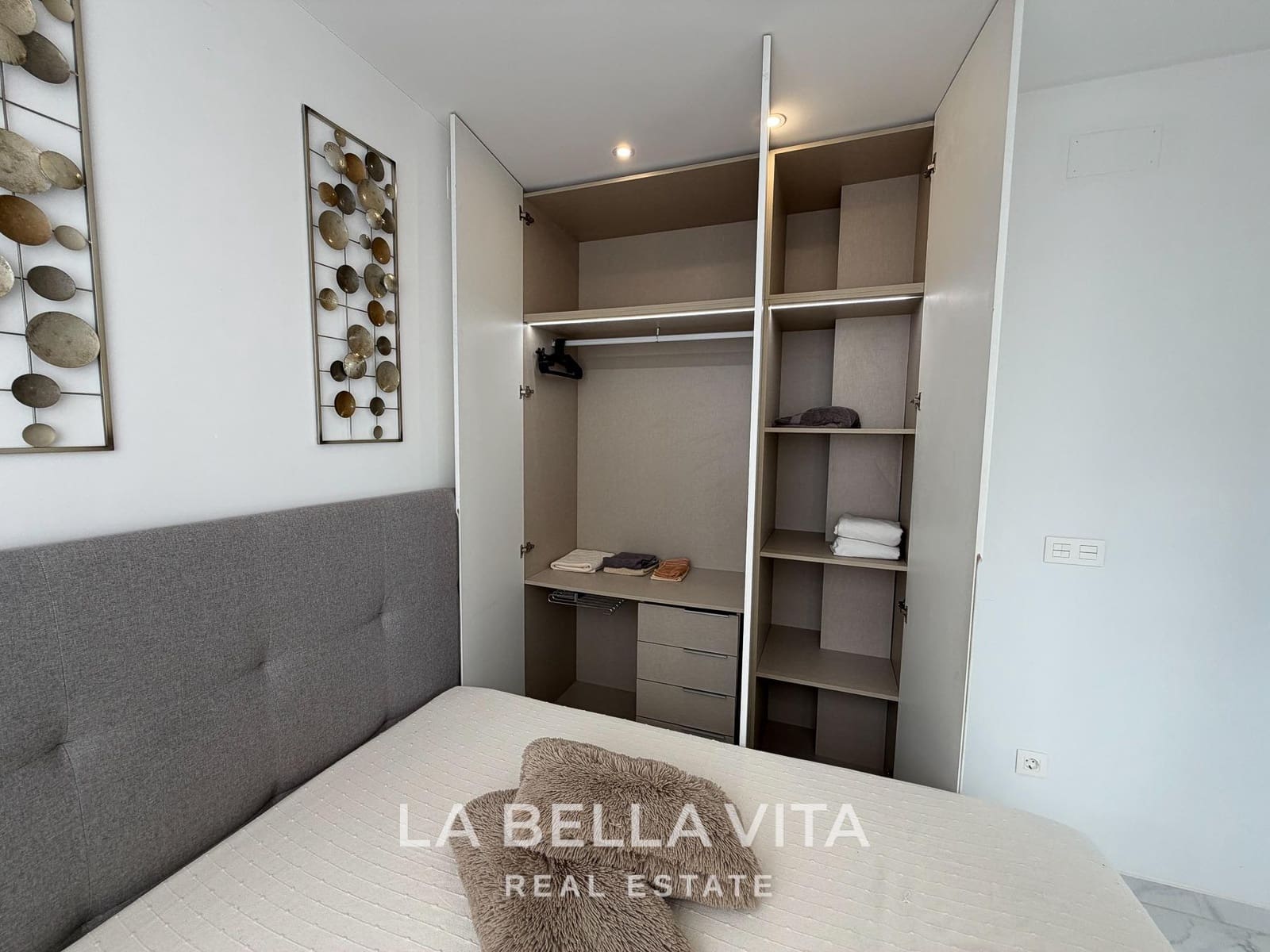 3 soverom Villa til salgs i Ciudad Quesada med svømmebasseng - € 399 000 (Ref: 9808167)