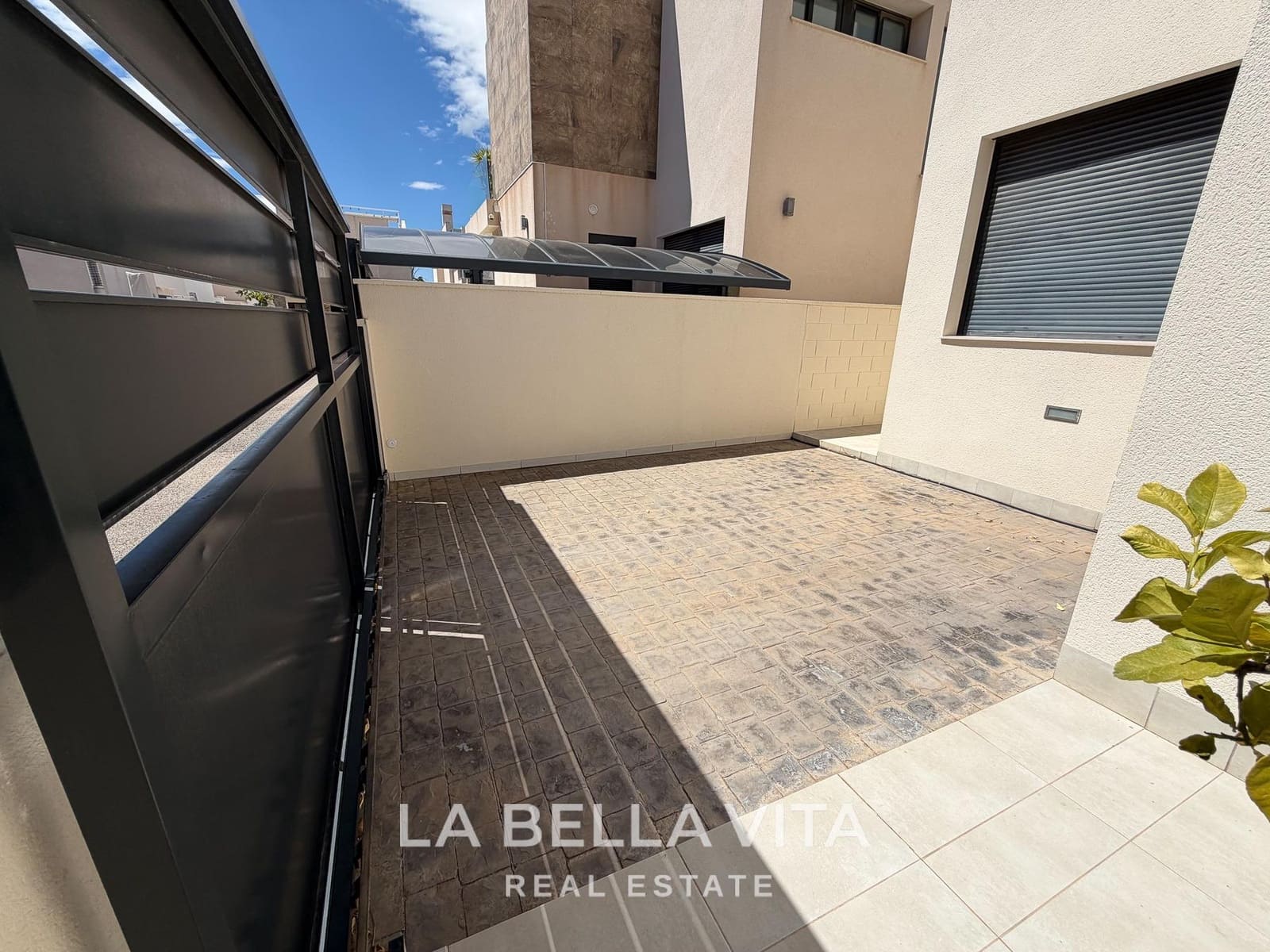 3 soverom Villa til salgs i Ciudad Quesada med svømmebasseng - € 399 000 (Ref: 9808167)