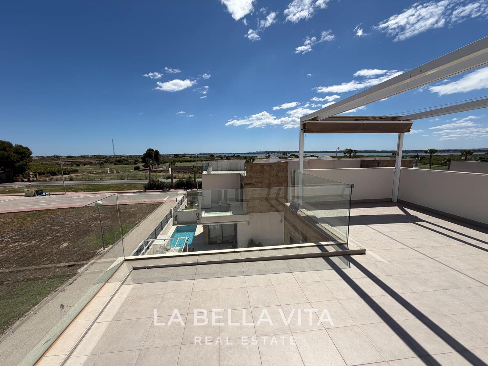 3 soverom Villa til salgs i Ciudad Quesada med svømmebasseng - € 399 000 (Ref: 9808167)