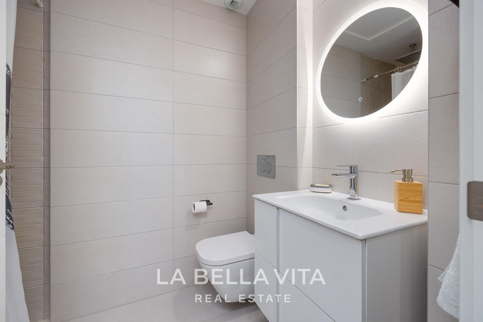 3 quarto Apartamento para venda em Villamartin com piscina garagem - 299 000 € (Ref: 9812289)