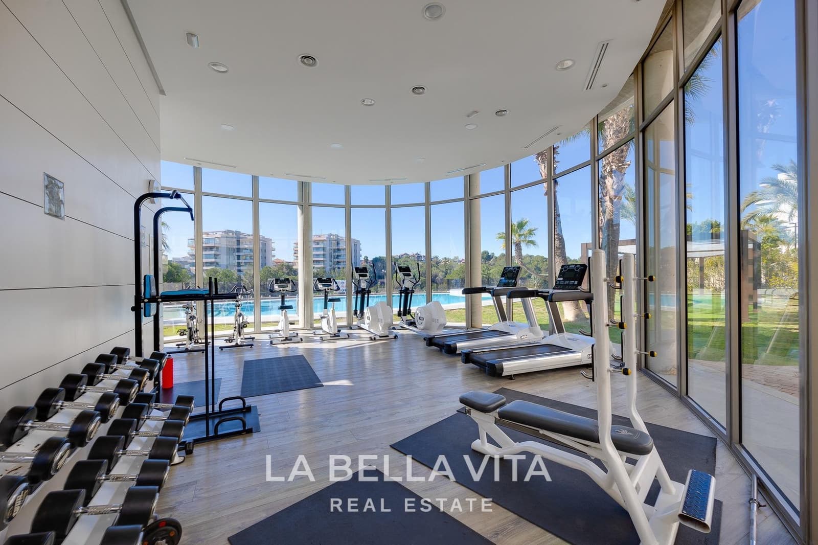 3 quarto Apartamento para venda em Villamartin com piscina garagem - 299 000 € (Ref: 9812289)