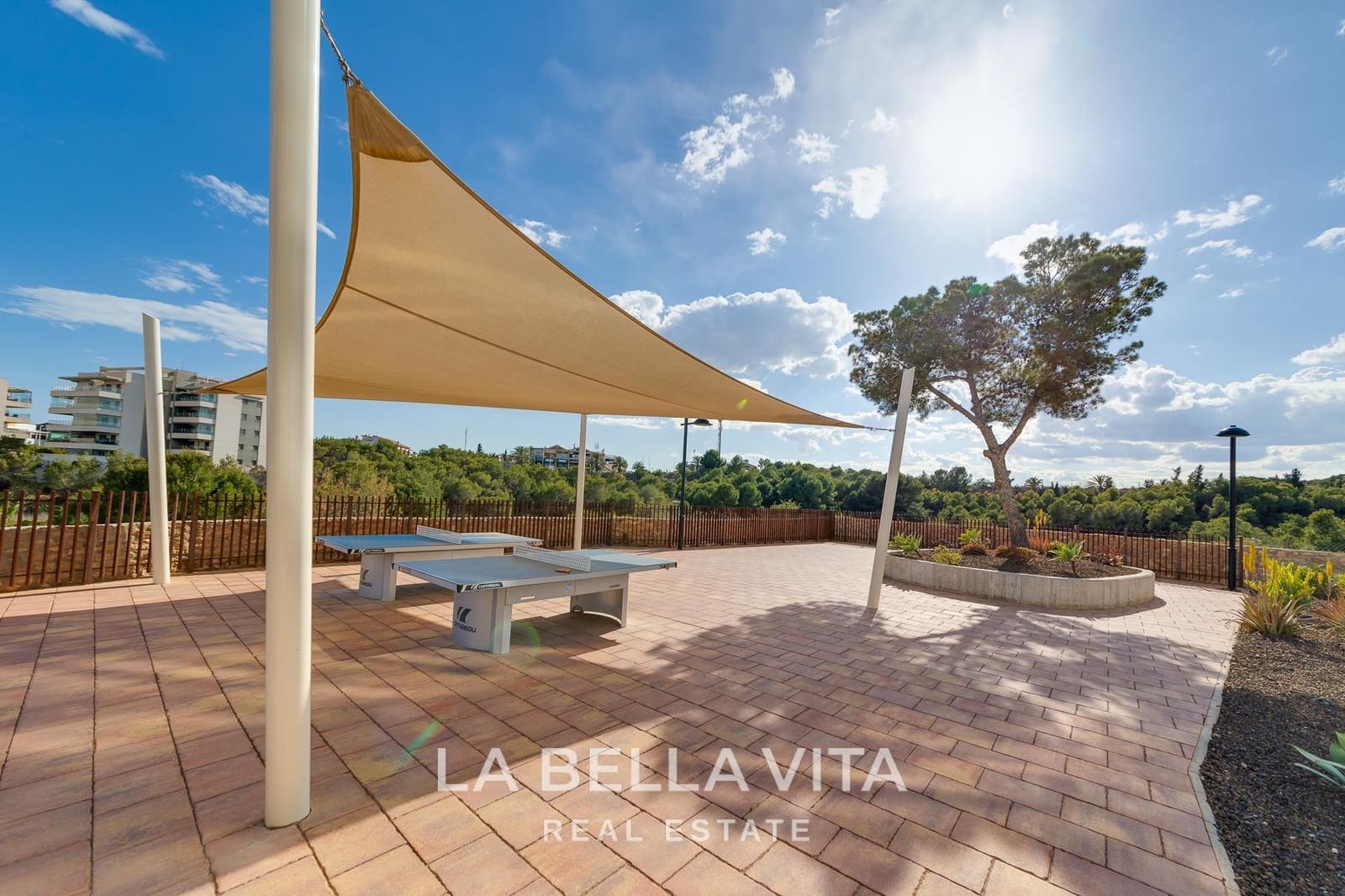 3 quarto Apartamento para venda em Villamartin com piscina garagem - 299 000 € (Ref: 9812289)