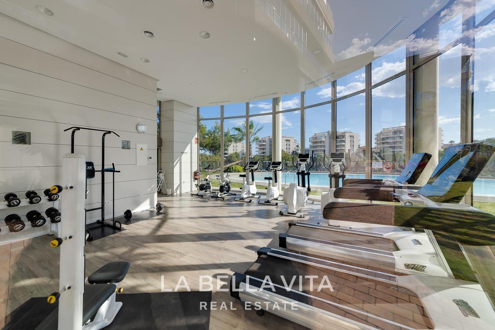 3 quarto Apartamento para venda em Villamartin com piscina garagem - 299 000 € (Ref: 9812289)