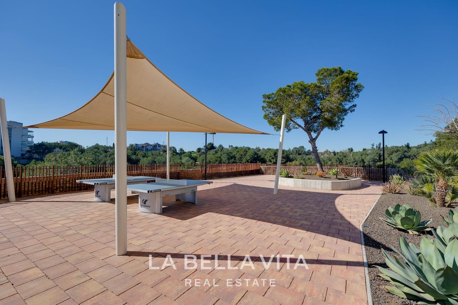 3 quarto Apartamento para venda em Villamartin com piscina garagem - 299 000 € (Ref: 9812289)