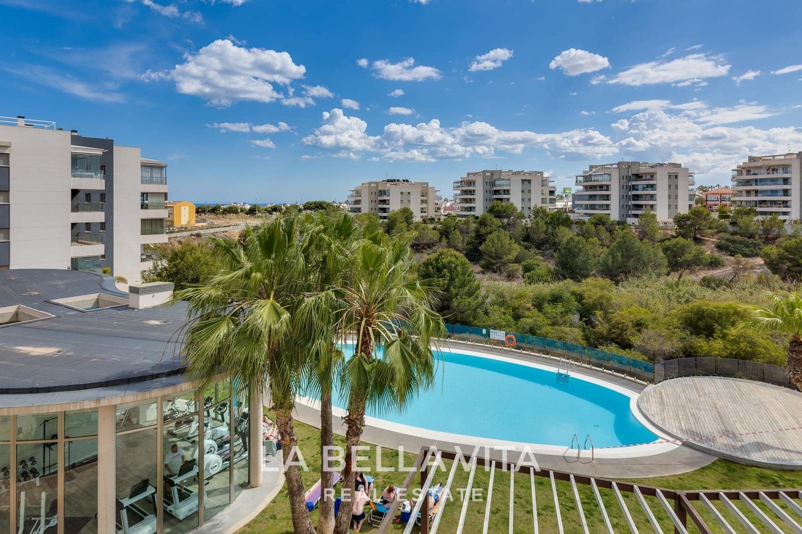 3 quarto Apartamento para venda em Villamartin com piscina garagem - 299 000 € (Ref: 9812289)
