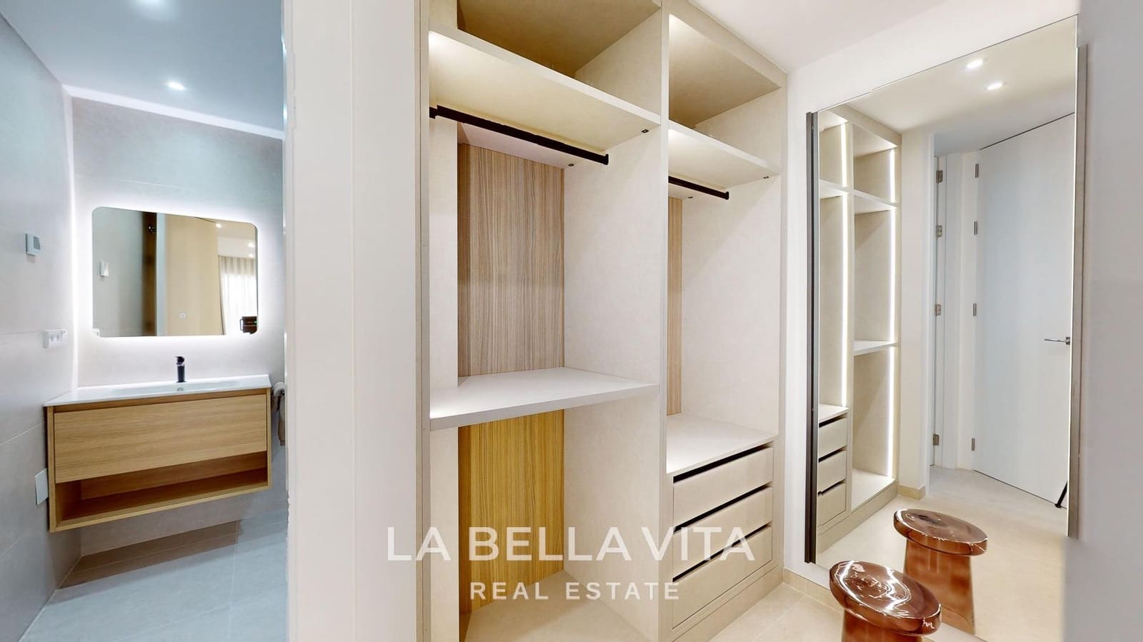 3 soverom Leilighet til salgs i Orihuela Costa med svømmebasseng garasje - € 369 000 (Ref: 9812290)