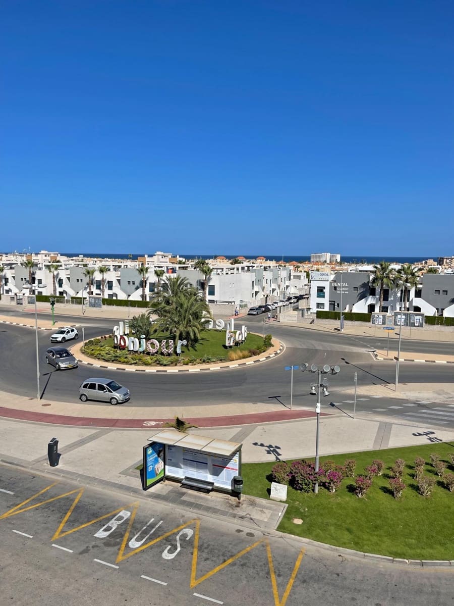 3 soverom Leilighet til salgs i Orihuela Costa med svømmebasseng garasje - € 369 000 (Ref: 9812290)