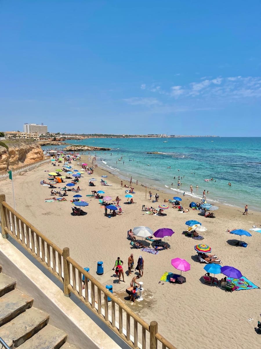 3 soverom Leilighet til salgs i Orihuela Costa med svømmebasseng garasje - € 369 000 (Ref: 9812290)