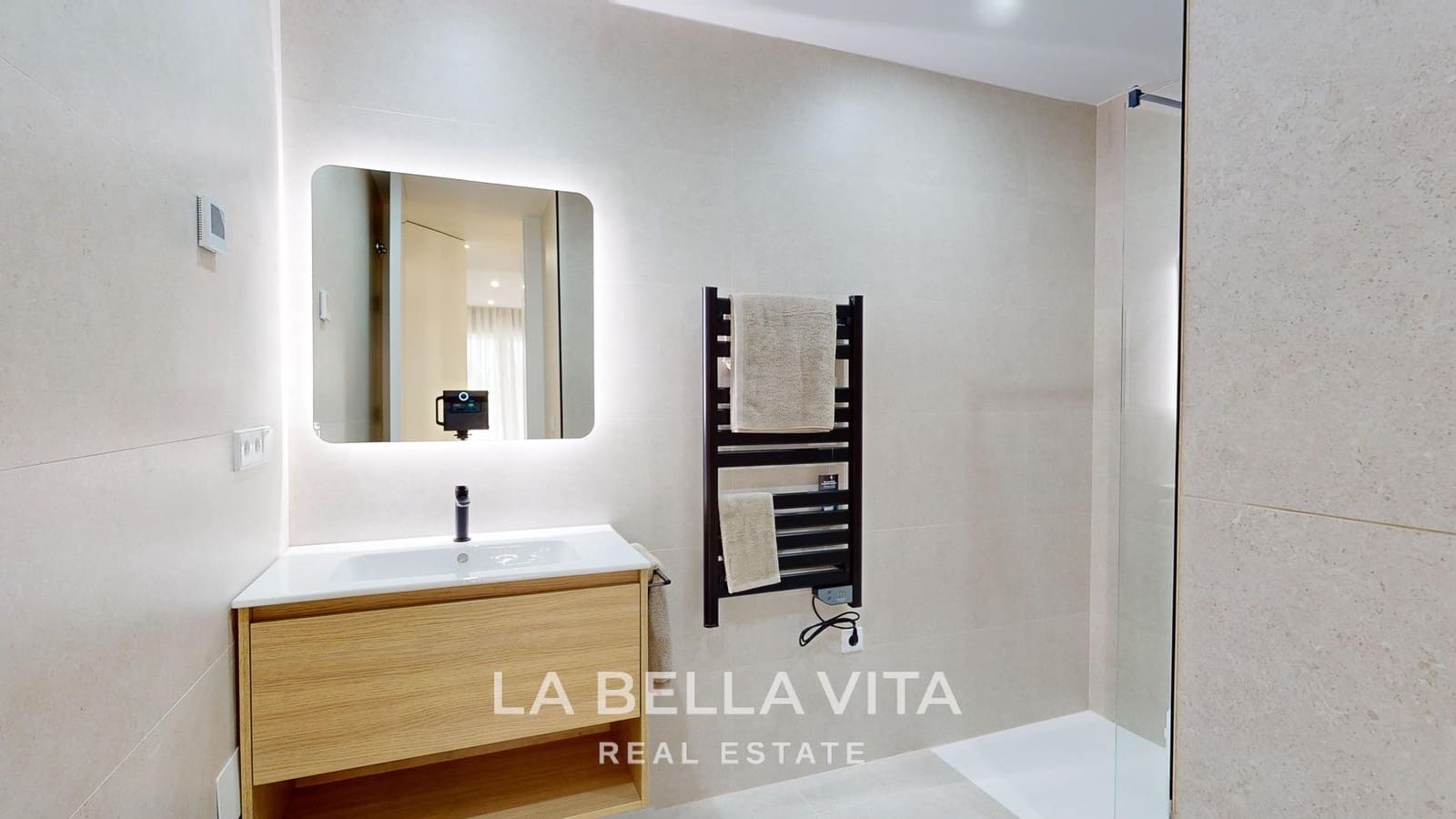 3 soverom Leilighet til salgs i Orihuela Costa med svømmebasseng garasje - € 369 000 (Ref: 9812290)