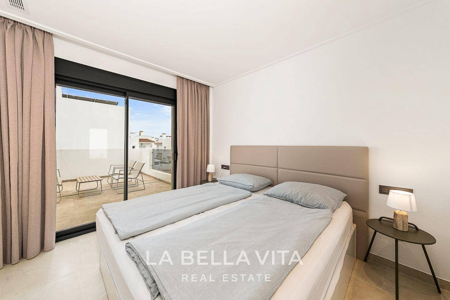 3 soverom Villa til salgs i Rojales med svømmebasseng - € 499 000 (Ref: 9833894)