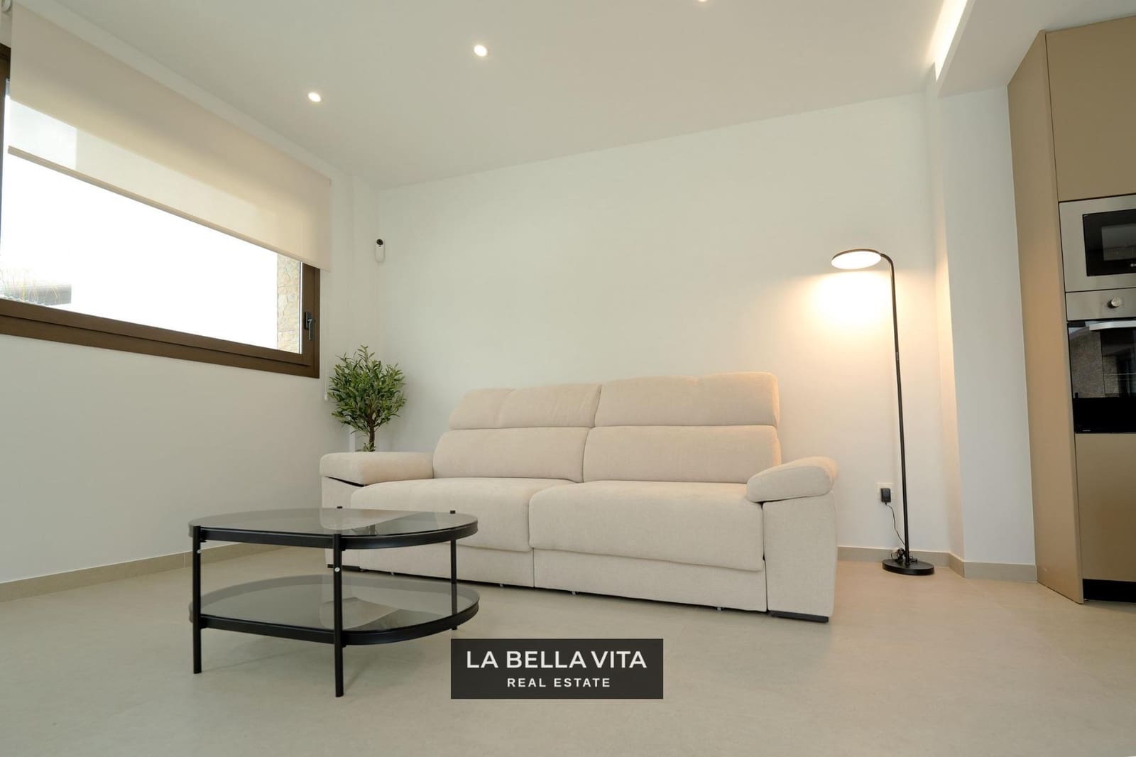 Pareado de 4 habitaciones en Heredades en venta - 439.000 € (Ref: 9900212)