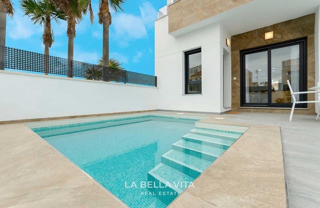 3 chambre Villa/Maison à vendre à El Limonar, Torrevieja avec piscine - 424 000 € (Ref: 9900215)