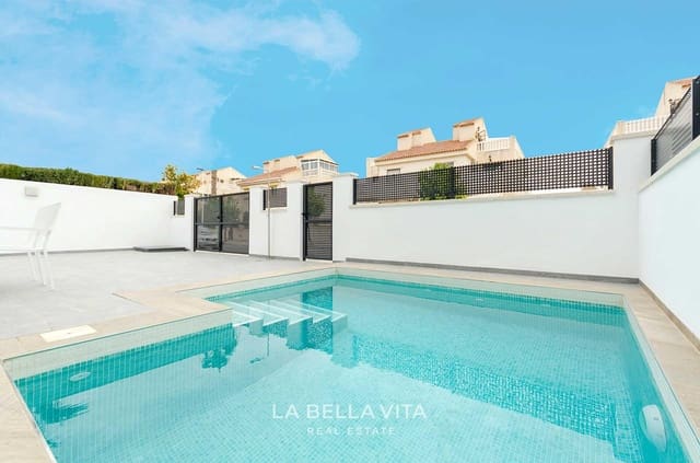 3 chambre Villa/Maison à vendre à El Limonar, Torrevieja avec piscine - 424 000 € (Ref: 9900215)