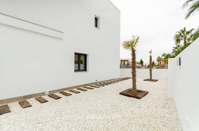 3 chambre Villa/Maison à vendre à El Limonar, Torrevieja avec piscine - 424 000 € (Ref: 9900215)