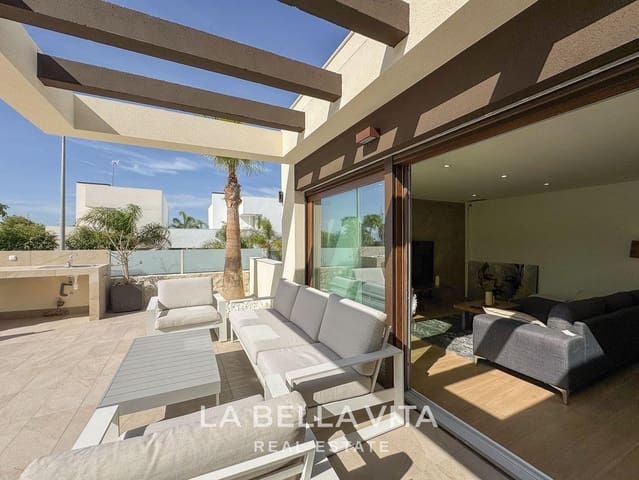 3 soverom Villa til salgs i Ciudad Quesada, Rojales med svømmebasseng - € 550 000 (Ref: 9900217)