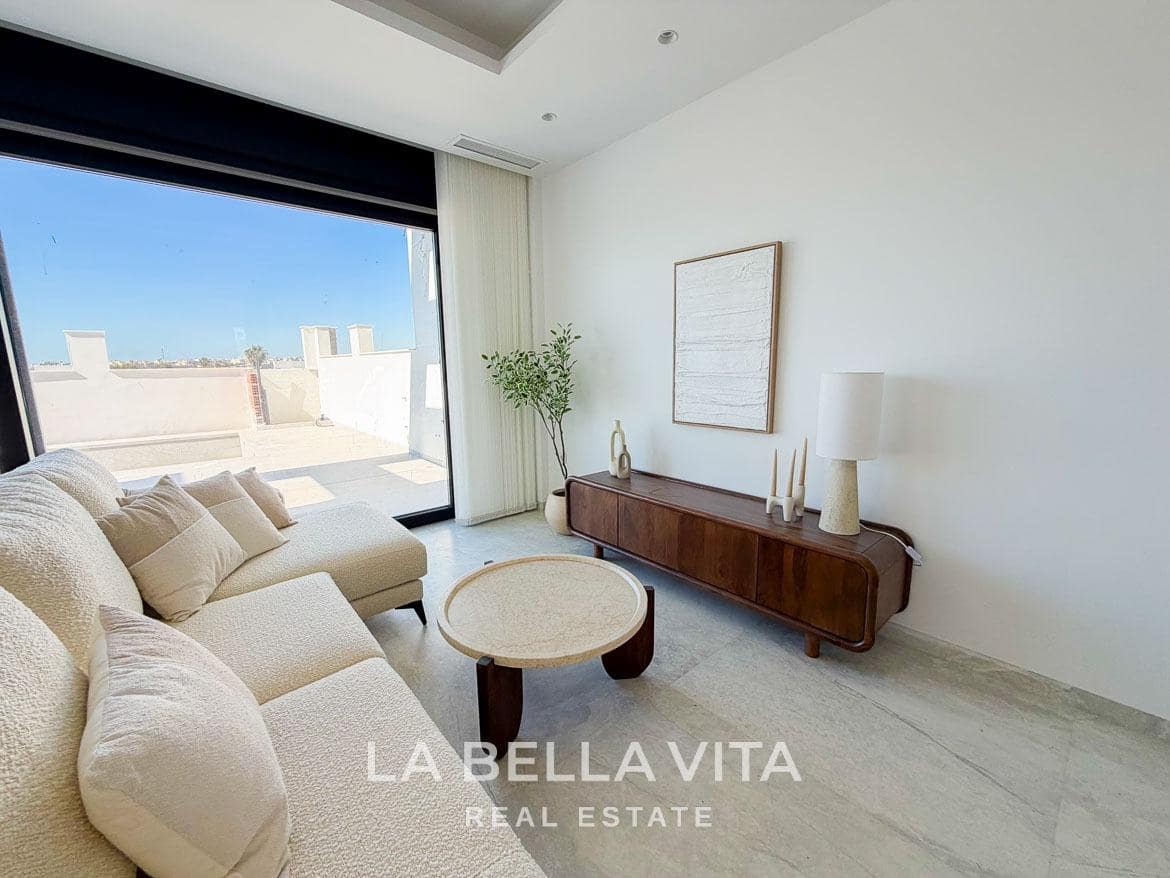 3 bedroom Villa for sale in Aguas Nuevas with pool - € 499,900 (Ref: 9900218)