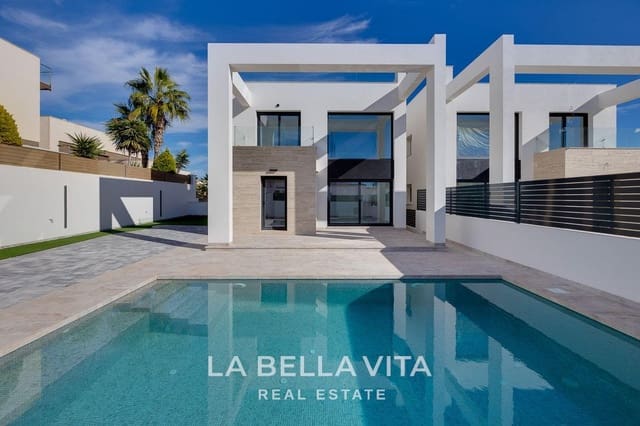 4 sovrum Villa till salu i Torreblanca, Torrevieja - 750 000 € (Ref: 9900219)