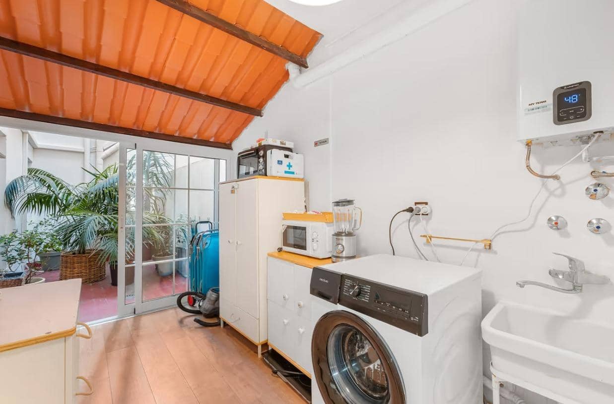 3 bedroom Apartment for rent in Torrevieja with garage - € 1,300 (Ref: 10000483)