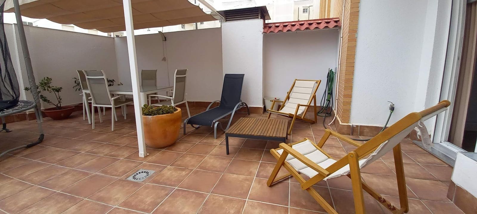 3 bedroom Apartment for rent in Torrevieja with garage - € 1,300 (Ref: 10000483)