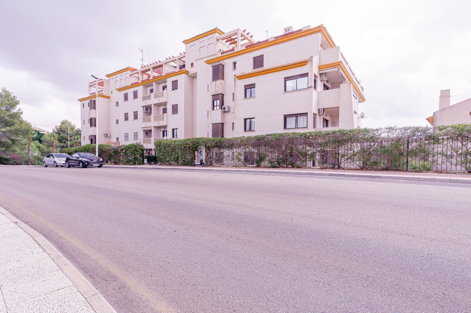Apartamento de 2 habitaciones en Las Ramblas Golf en venta con piscina garaje - 190.000 € (Ref: 10000484)