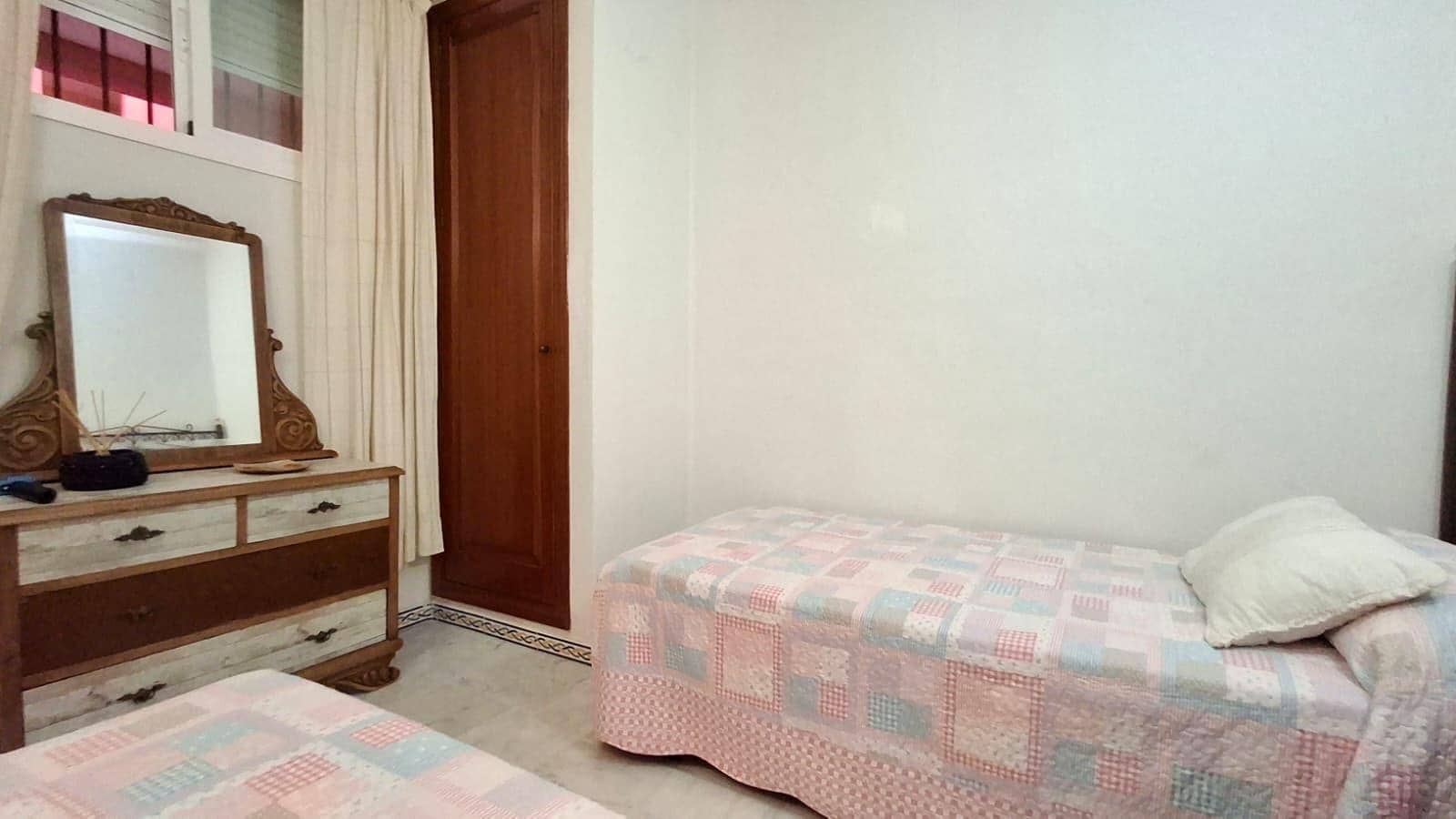 2 slaapkamer Appartement te koop in Torrevieja met zwembad - € 254.000 (Ref: 10000485)
