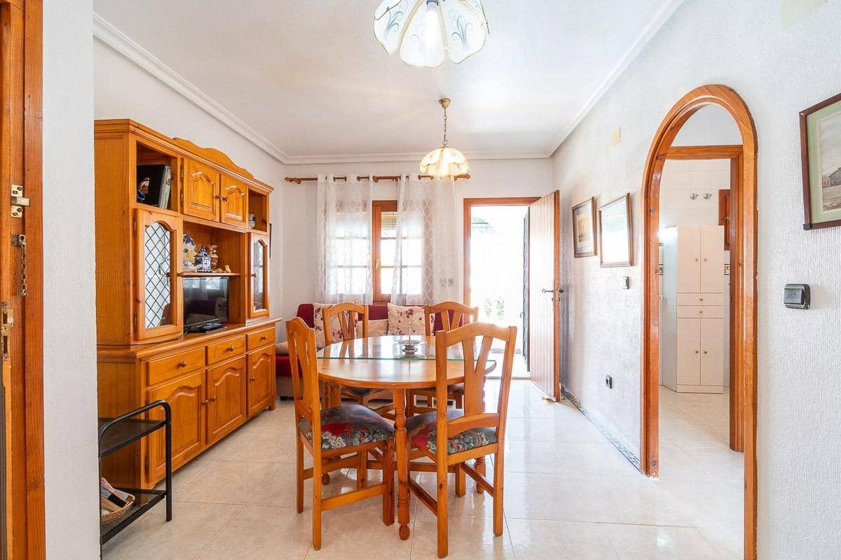 1 soverom Leilighet til salgs i Torrevieja med svømmebasseng - € 149 000 (Ref: 10000486)