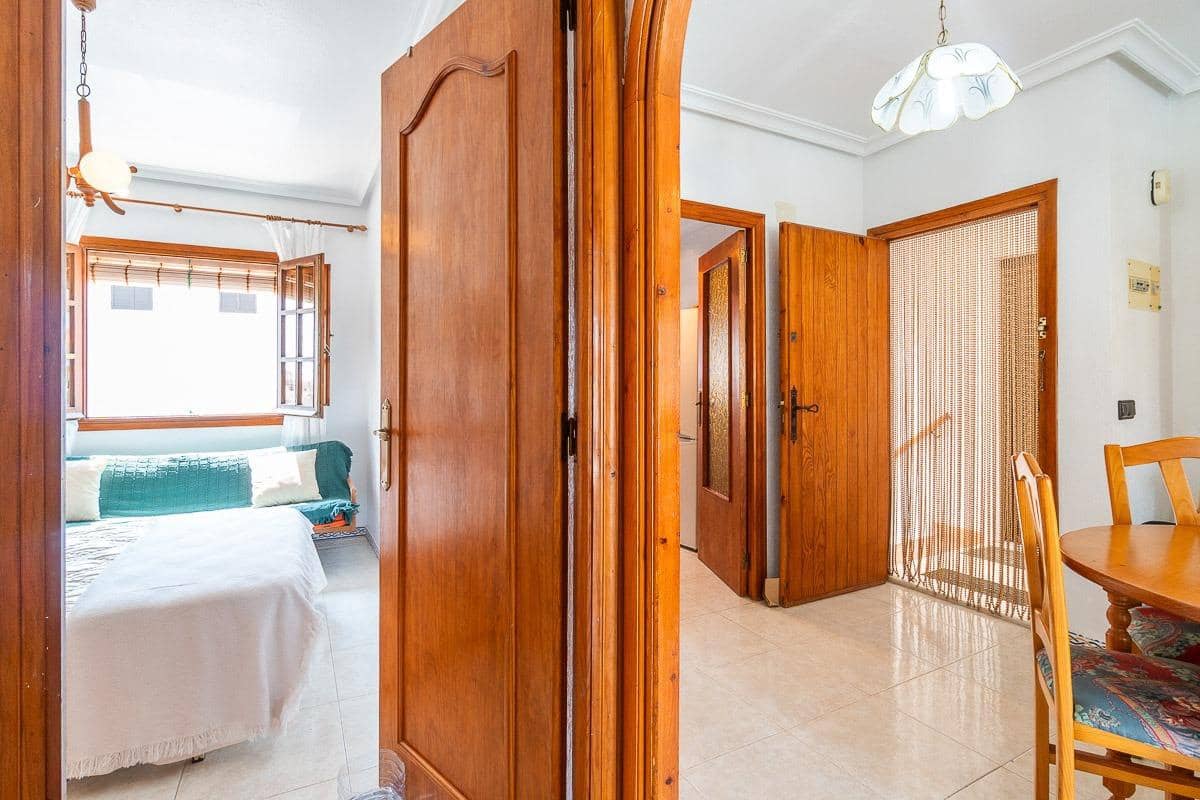 1 soverom Leilighet til salgs i Torrevieja med svømmebasseng - € 149 000 (Ref: 10000486)