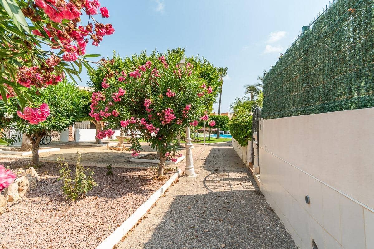 1 soverom Leilighet til salgs i Torrevieja med svømmebasseng - € 149 000 (Ref: 10000486)