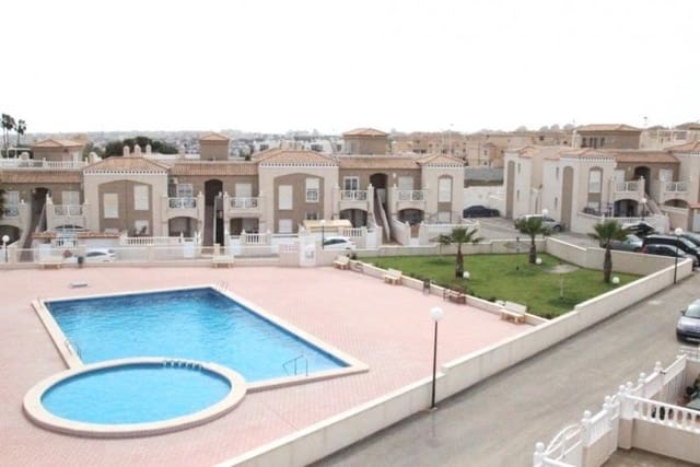 3 bedroom Terraced Villa for sale in Torreblanca, Torrevieja with pool - € 264,000 (Ref: 10000489)