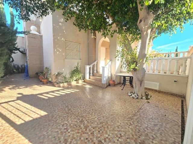 3 bedroom Terraced Villa for sale in Torreblanca, Torrevieja with pool - € 264,000 (Ref: 10000489)