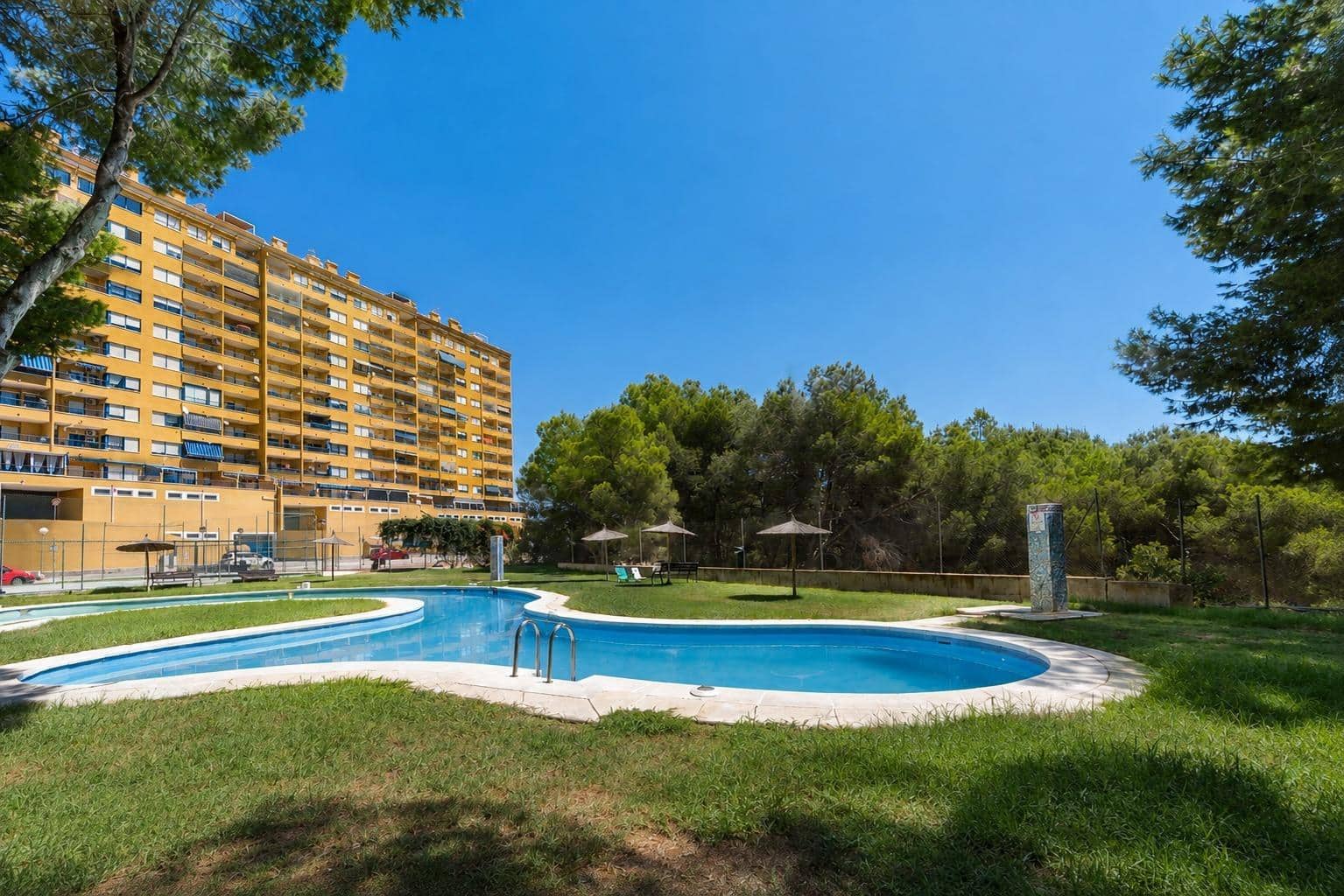 2 soveværelse Lejlighed til salg i Orihuela Costa med swimmingpool - € 215.000 (Ref: 10004136)
