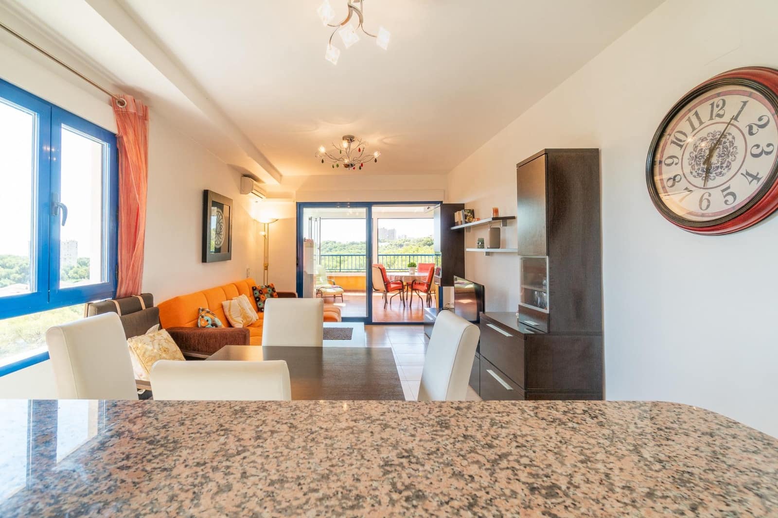 2 soveværelse Lejlighed til salg i Orihuela Costa med swimmingpool - € 215.000 (Ref: 10004136)