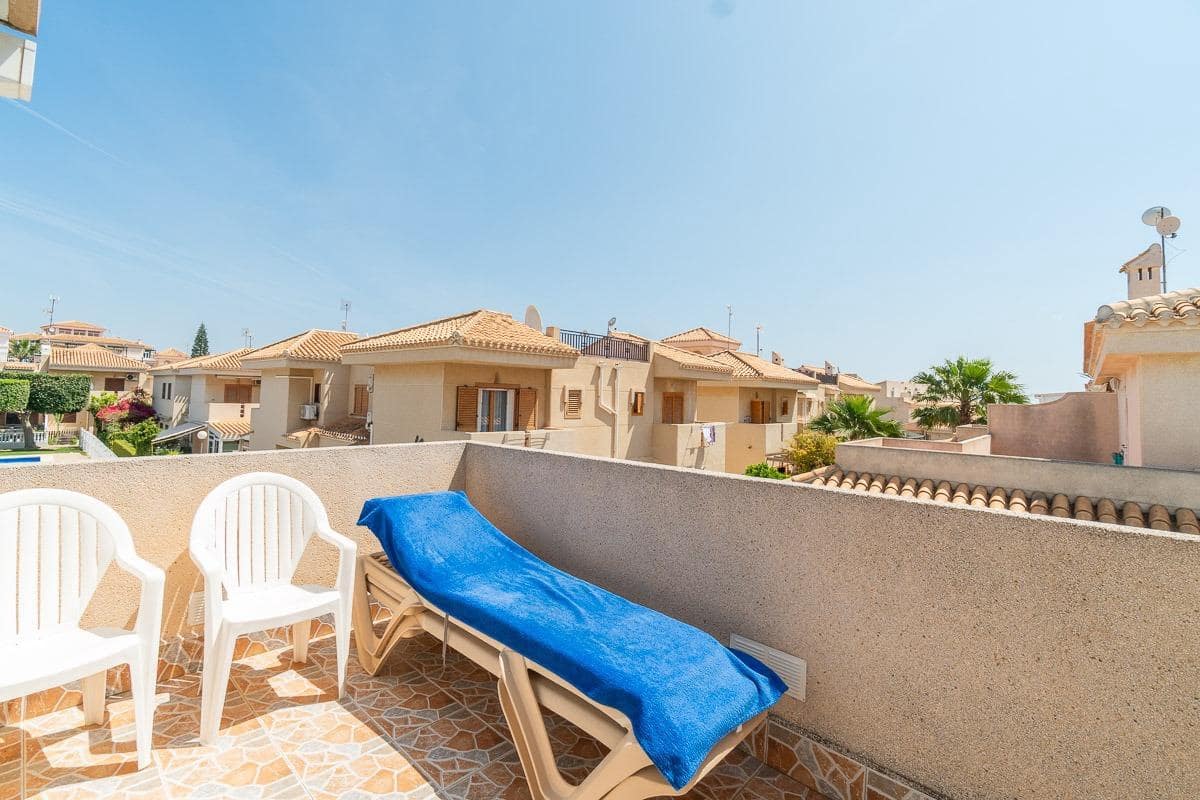 2 sypialnia Willa na sprzedaż w Playa Flamenca z basenem - 264 000 € (Ref: 10005787)