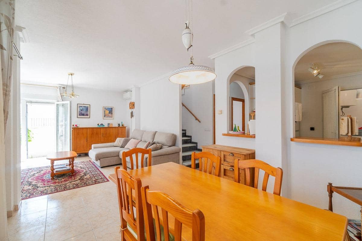 2 sypialnia Willa na sprzedaż w Playa Flamenca z basenem - 264 000 € (Ref: 10005787)