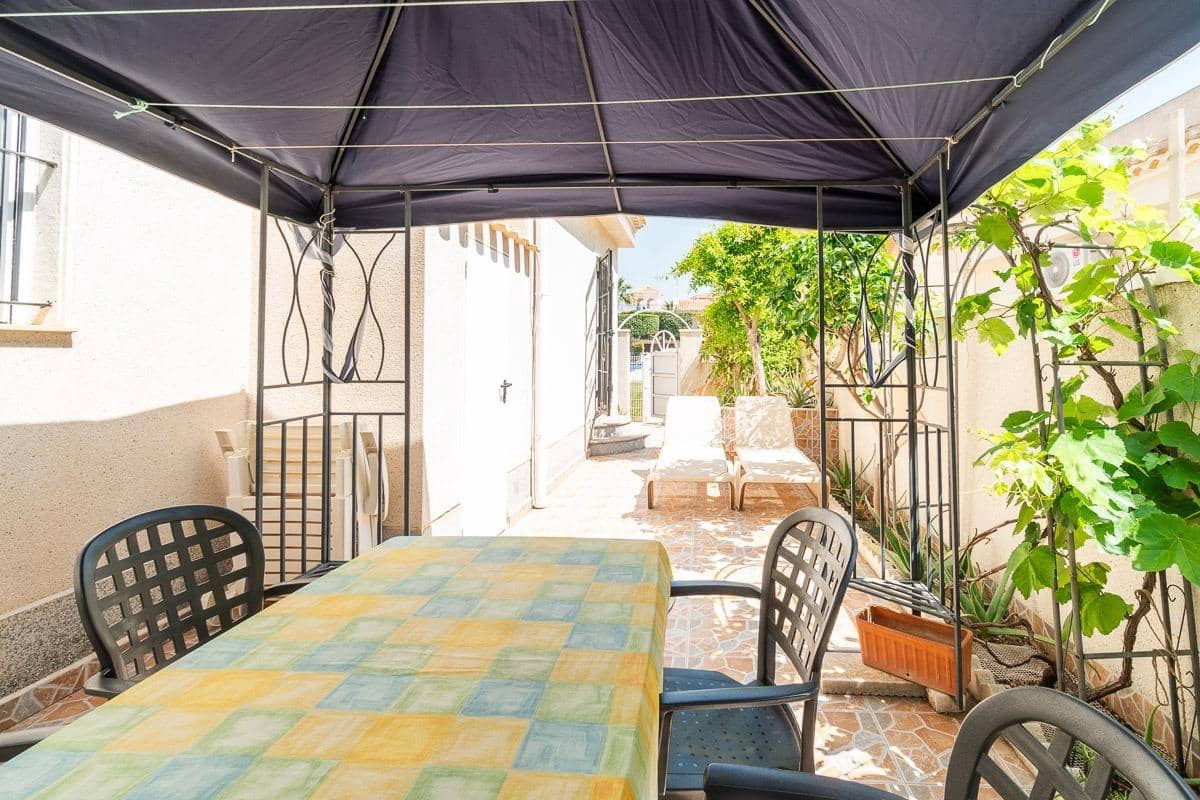 2 sypialnia Willa na sprzedaż w Playa Flamenca z basenem - 264 000 € (Ref: 10005787)