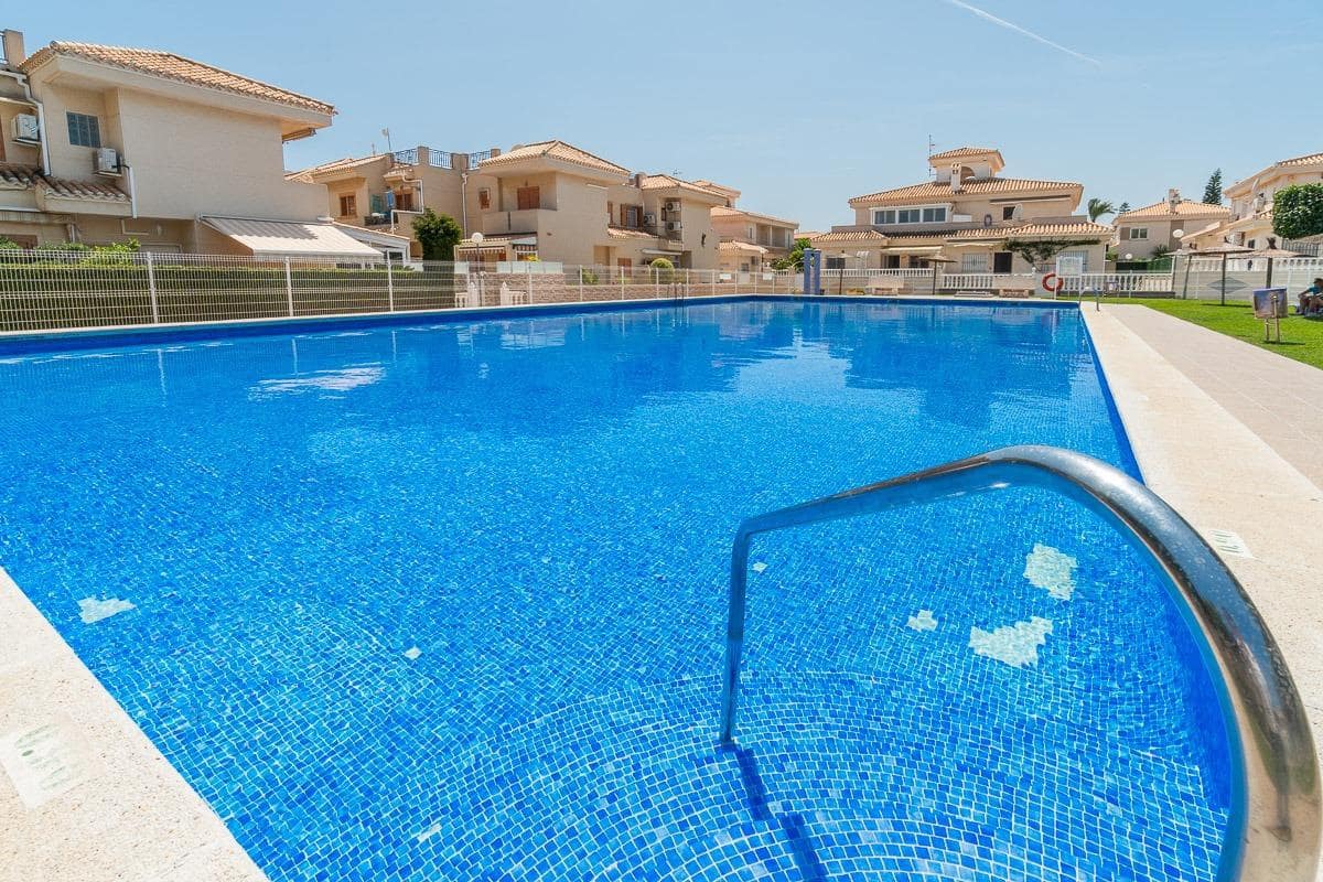 2 sypialnia Willa na sprzedaż w Playa Flamenca z basenem - 264 000 € (Ref: 10005787)