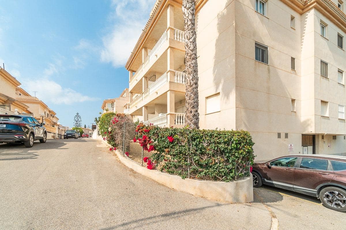 2 soverom Leilighet til salgs i Playa Flamenca med svømmebasseng - € 189 900 (Ref: 10005788)
