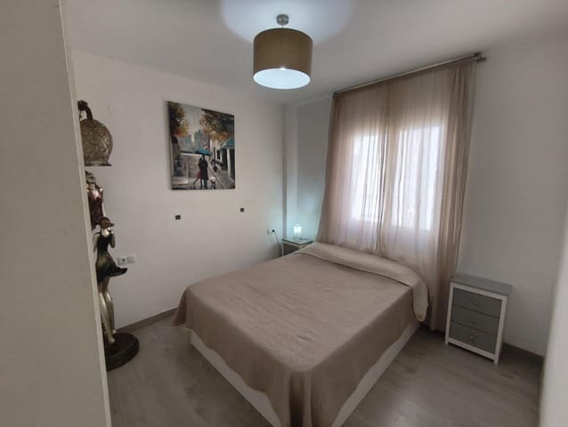 2 sovrum Lägenhet att hyra i Avenida Habaneras - Curva de Palangre, Torrevieja - 780 € (Ref: 10009275)