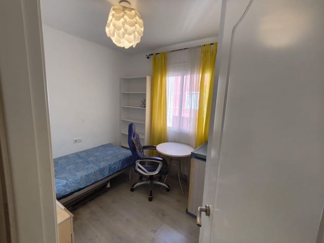 2 sovrum Lägenhet att hyra i Avenida Habaneras - Curva de Palangre, Torrevieja - 780 € (Ref: 10009275)