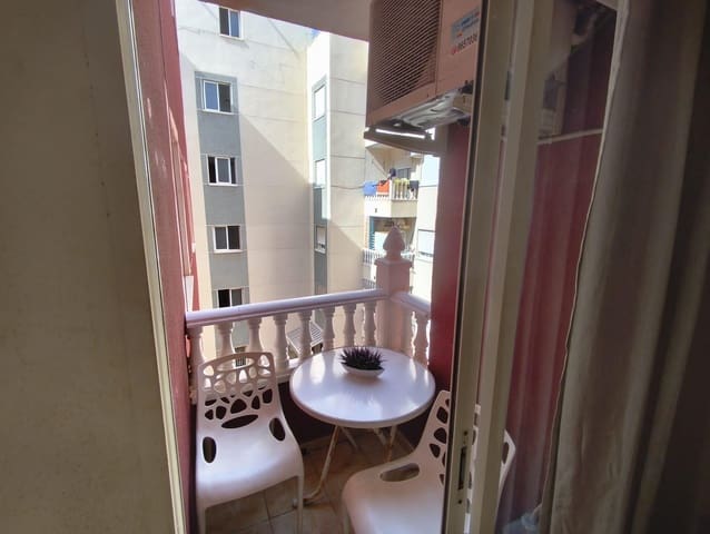 2 sovrum Lägenhet att hyra i Avenida Habaneras - Curva de Palangre, Torrevieja - 780 € (Ref: 10009275)