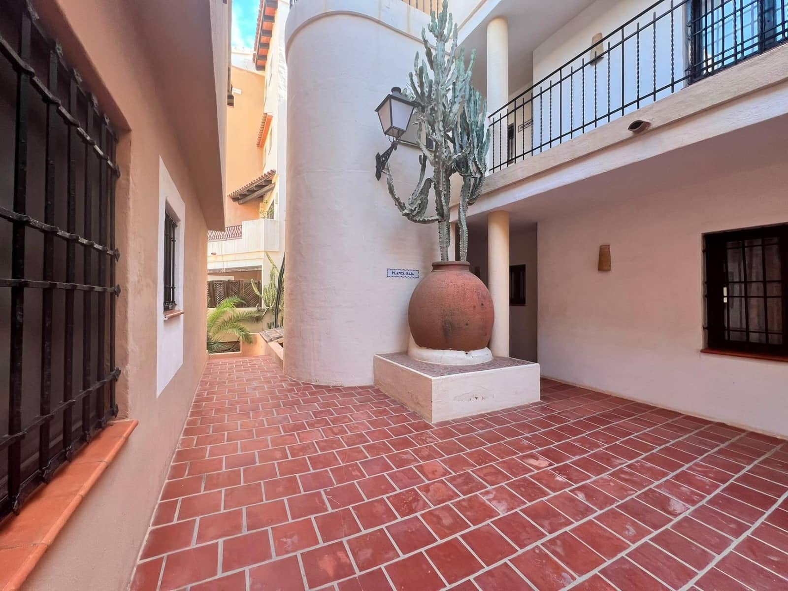 2 soverom Leilighet til salgs i Torrevieja - € 230 000 (Ref: 10011622)