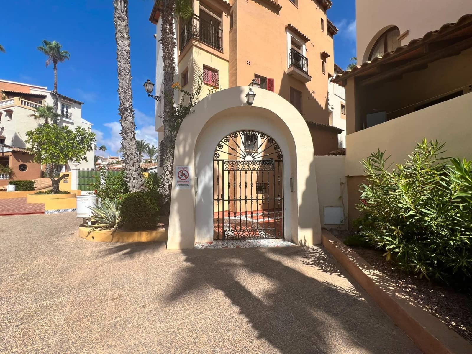 2 soverom Leilighet til salgs i Torrevieja - € 230 000 (Ref: 10011622)
