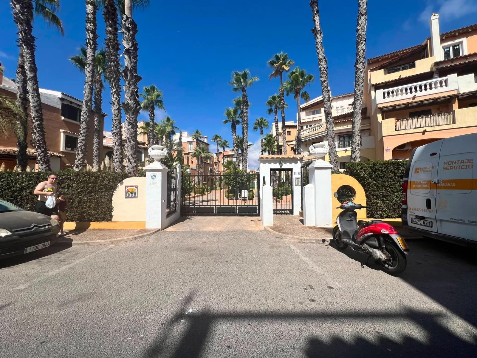 2 soverom Leilighet til salgs i Torrevieja - € 230 000 (Ref: 10011622)