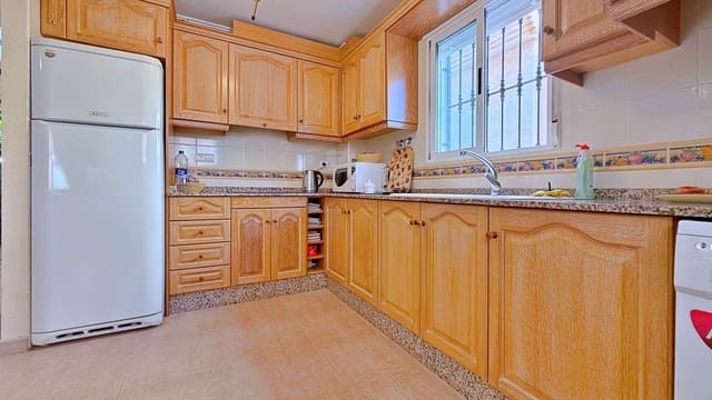 4 bedroom Villa for sale in Orihuela - € 379,000 (Ref: 10015779)