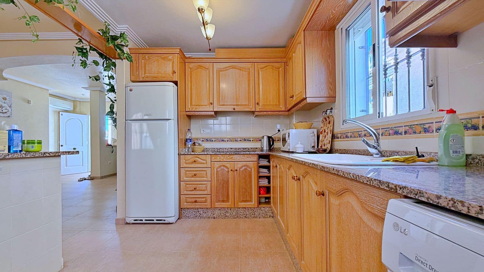 4 bedroom Villa for sale in Orihuela - € 379,000 (Ref: 10015779)
