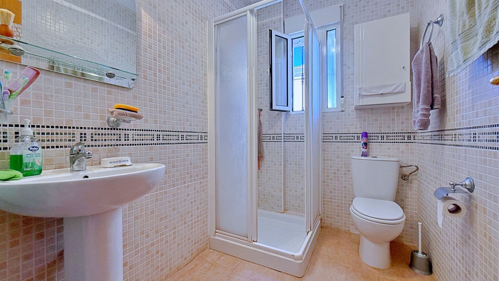 4 bedroom Villa for sale in Orihuela - € 379,000 (Ref: 10015779)