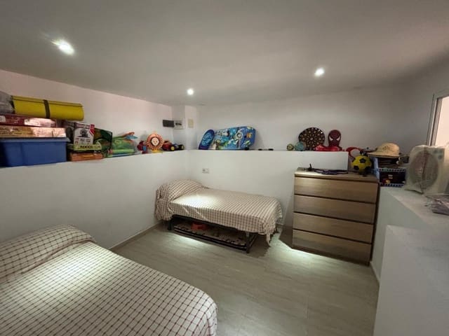 4 soveværelse Rækkehus til salg i Los Altos med swimmingpool - € 169.900 (Ref: 10017684)