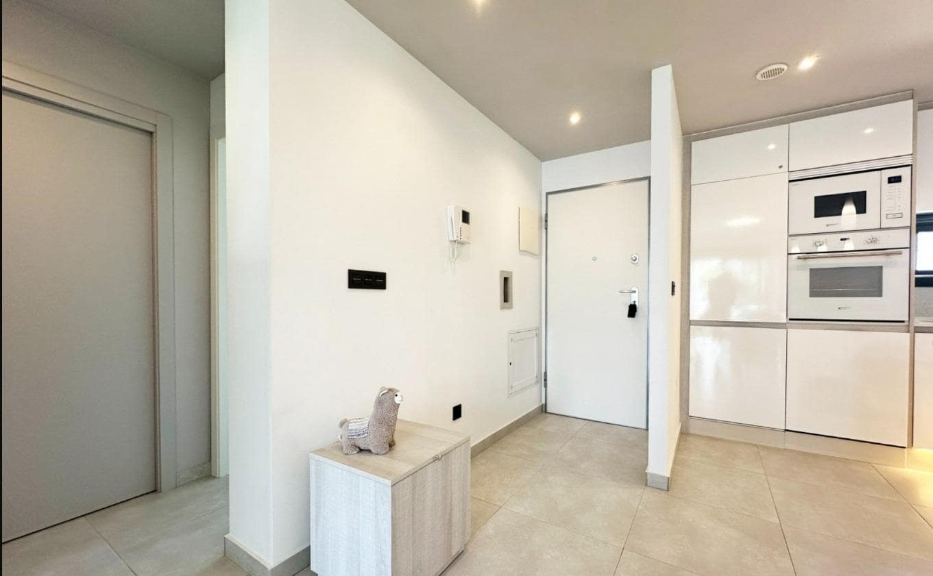 Apartamento de 2 habitaciones en El Raso en venta con piscina - 285.000 € (Ref: 10017685)