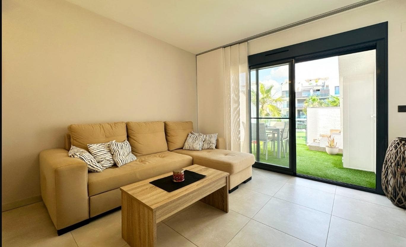 Apartamento de 2 habitaciones en El Raso en venta con piscina - 285.000 € (Ref: 10017685)